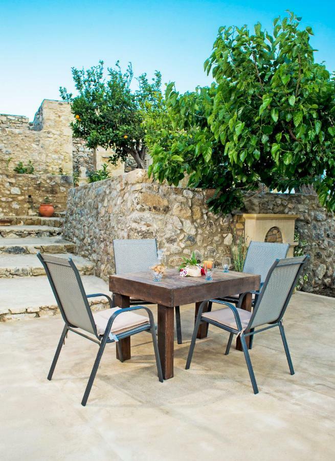 Petrakis Cretan Homes Kíssamos Eksteriør billede